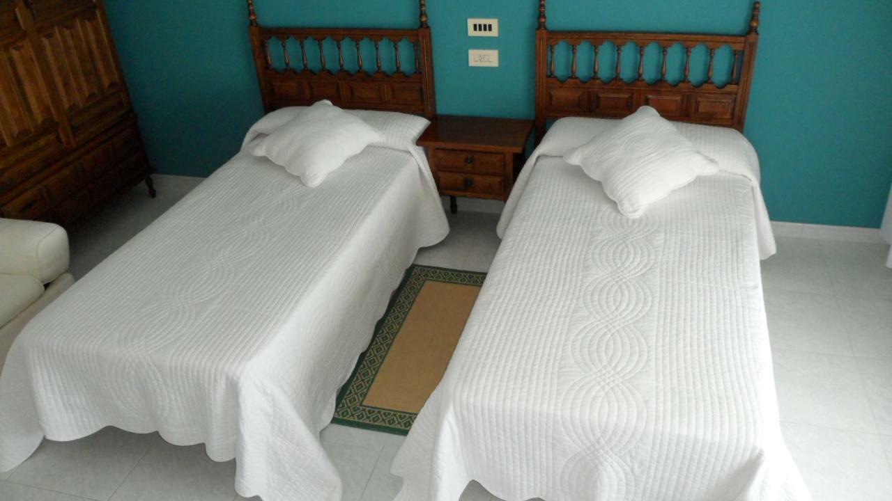 Hostal La Paz Vista Alegre Extérieur photo